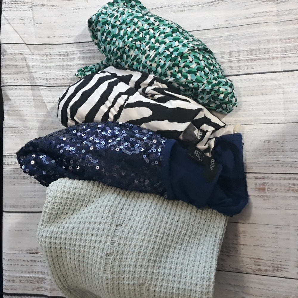 Bundle of 4 women's tops size small.